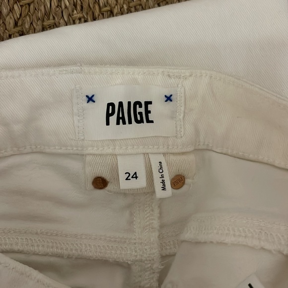 PAIGE JEANS size 24 only worn once!! - Picture 2 of 6